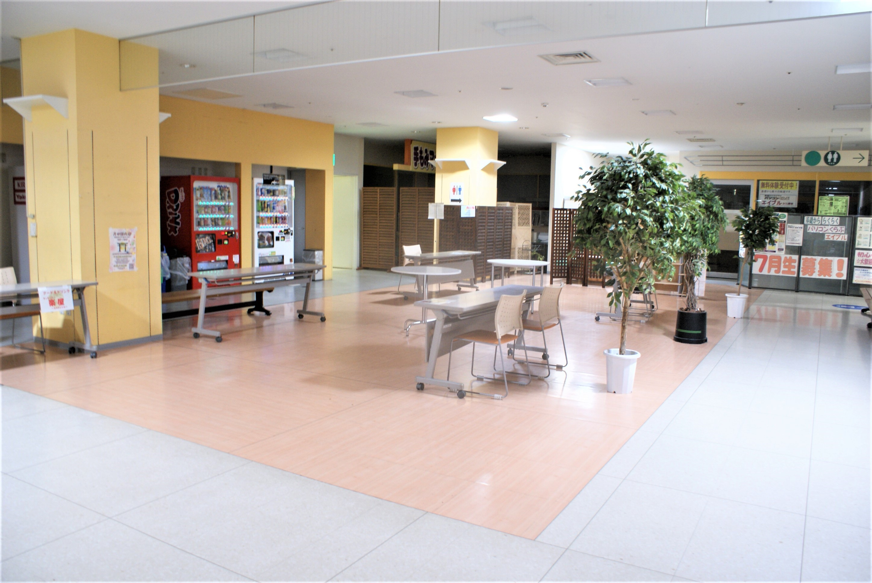 【ツインモールプラザ】レディース向けのポップアップストアやイベントに最適なファッションフロアの東館3Fイベントスペースのメイン画像