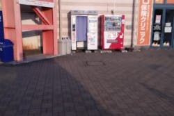 【ミスターマックス 倉賀野店】屋外 キッチンカーに最適な総合ディスカウントストアの催事イベントスペース