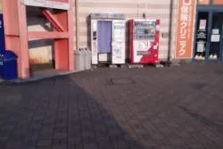 【ミスターマックス 倉賀野店】屋外 キッチンカーに最適な総合ディスカウントストアの催事イベントスペース