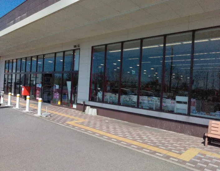 【マックスバリュ能代北店】店舗軒下 販促プロモーションや物販に最適なスーパー店外催事イベントスペース