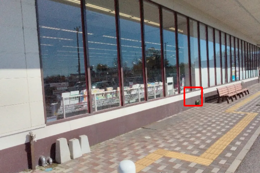 【マックスバリュ能代北店】店舗軒下 販促プロモーションや物販に最適なスーパー店外催事イベントスペース