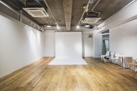 【渋谷駅5分】白壁×フローリングで展示会やポップアップストアに最適なレンタルスタジオ