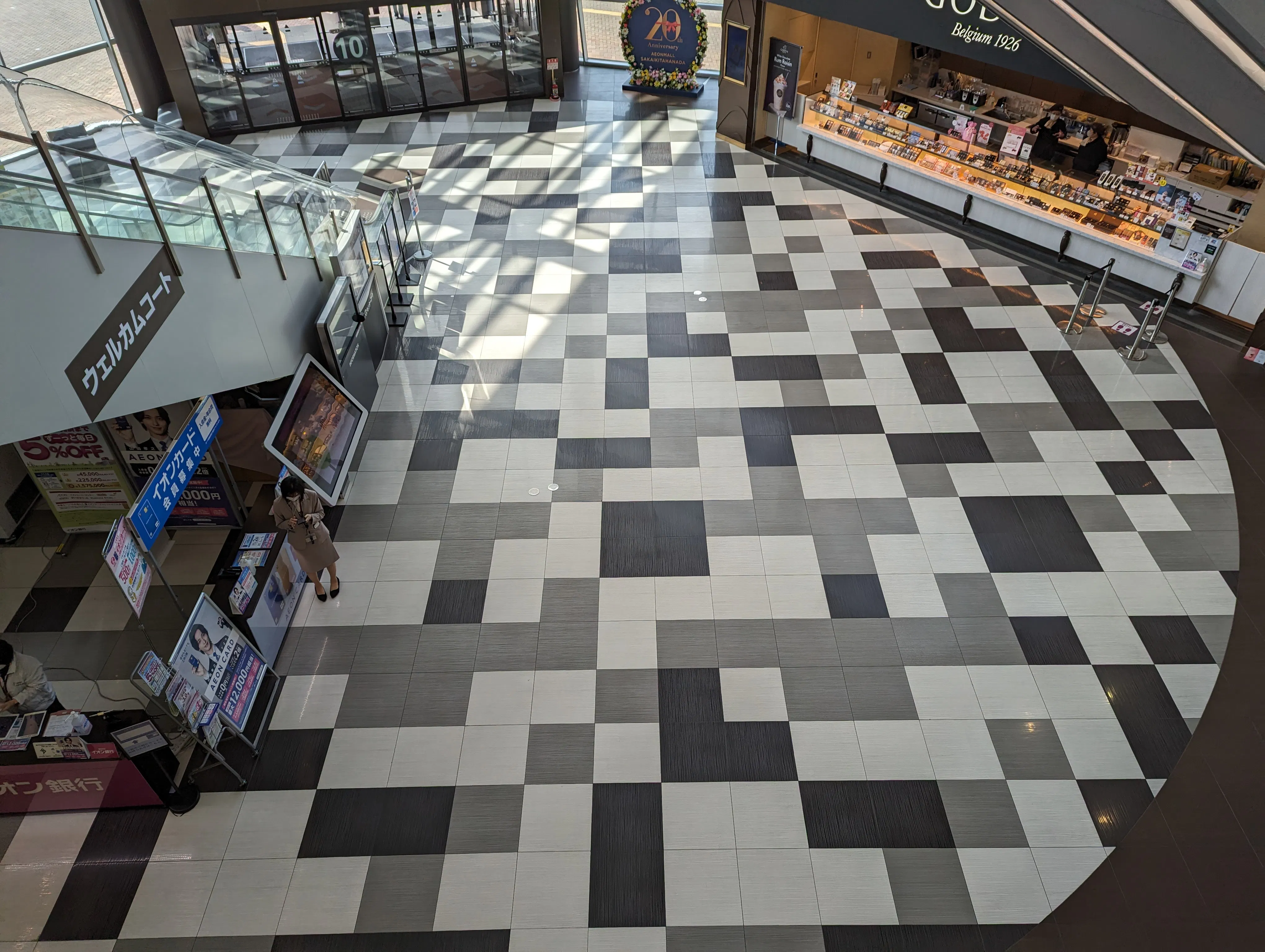 【イオンモール堺北花田】ウェルカムコート