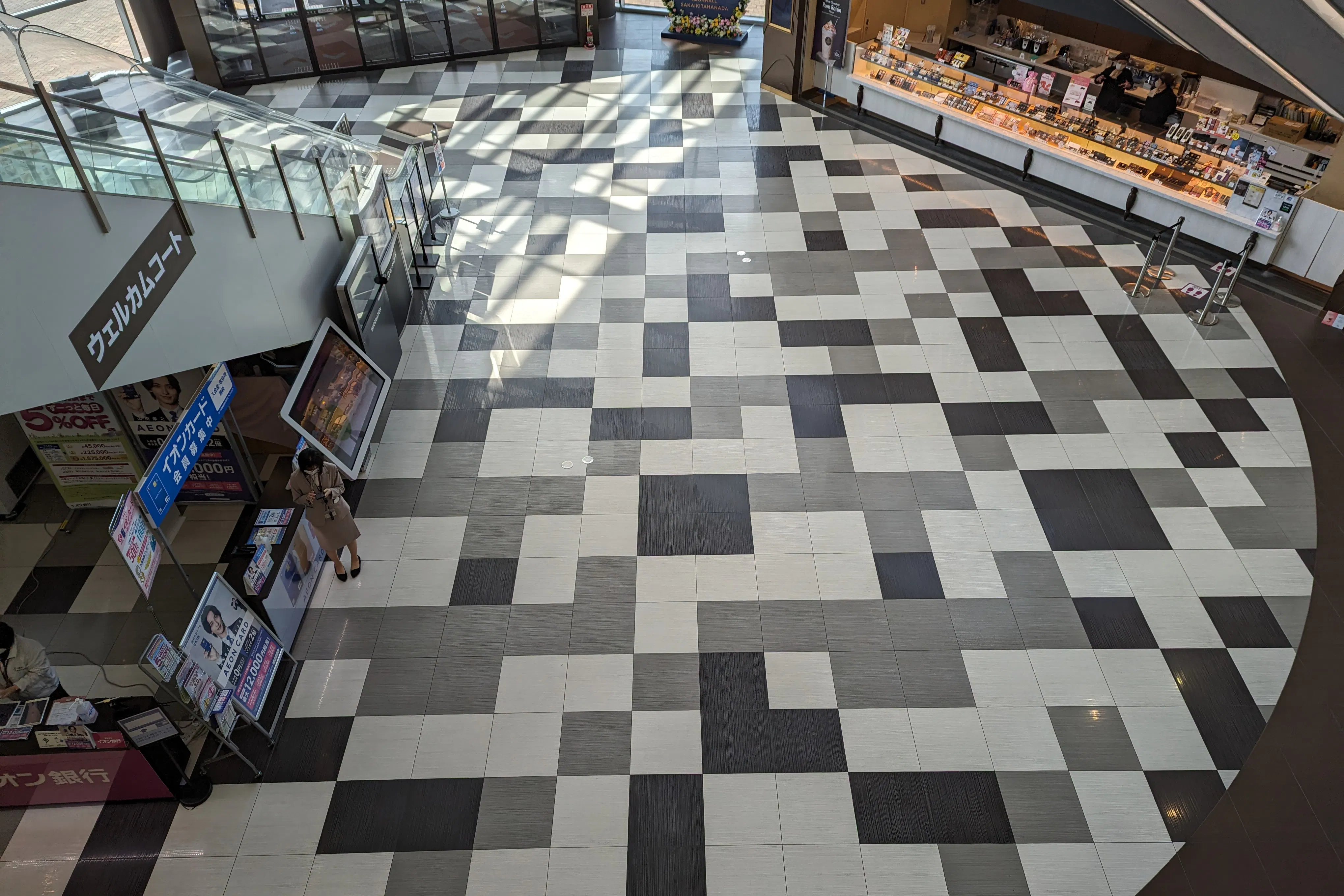 【イオンモール堺北花田】ウェルカムコート