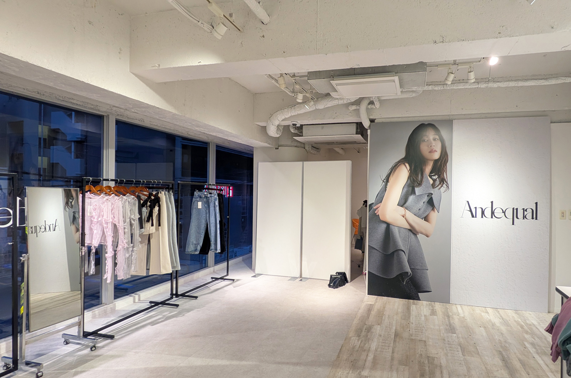 ご利用いただきましたファッションブランドのお客様のPOPUPですです