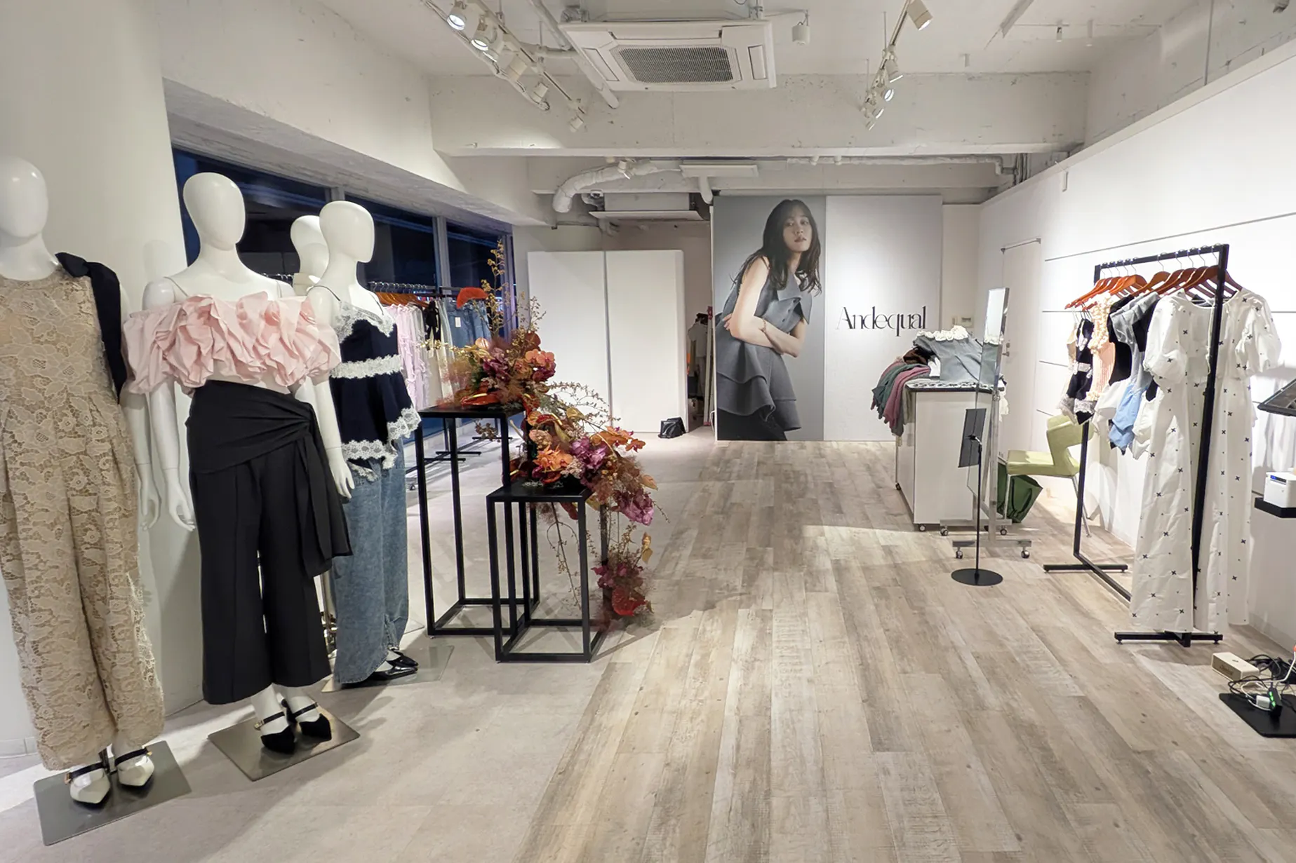 【薬院駅4分|土日祝日期間限定価格】ポップアップストアや展示会に最適な薬院エリアにある清潔感あふれるレンタルスペース
