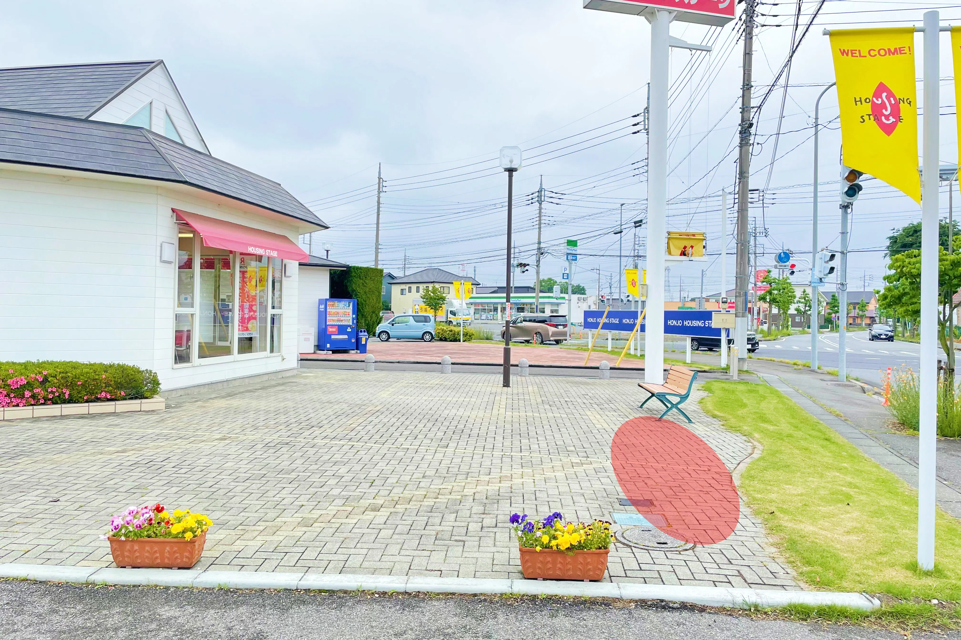 【本庄ハウジングステージ】キッチンカーでの出店に最適な大型住宅展示場内中央にある屋外スペース