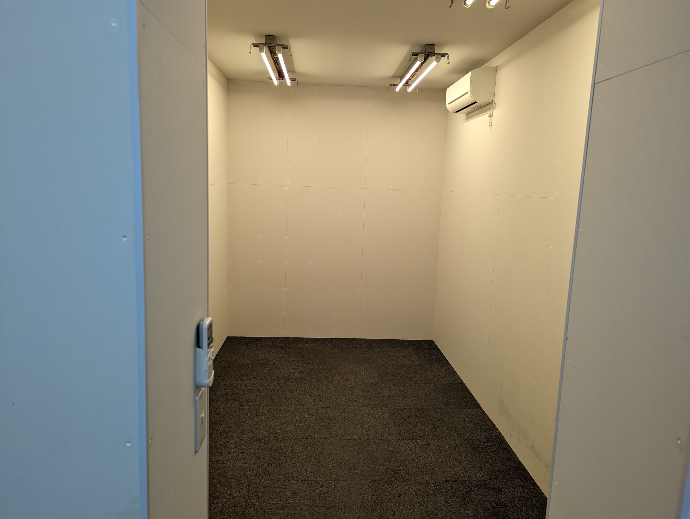 奥にもスペースがあります