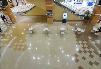 【イオンモール盛岡南/1Fセンターコート】各種プロモーションイベントや大型の物販イベントに最適な施設中央にある視認性抜群のイベントスペース