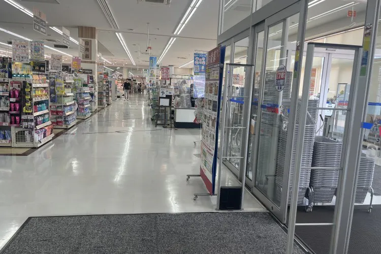 【スーパーセンターオークワ有田川】プロモーションに利用可能な催事スペース