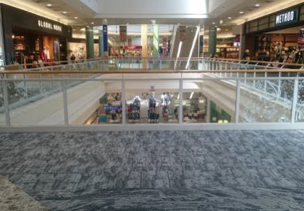 【イオンモール姫路大津】各種プロモーションや物販に最適な2F未来書店前ブリッジのイベントスペース