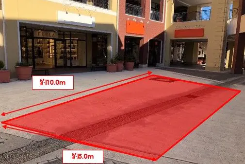 【三井アウトレットパーク 多摩南大沢】ファクトリーアウトレッツA街区1階 北側共用部スペース前