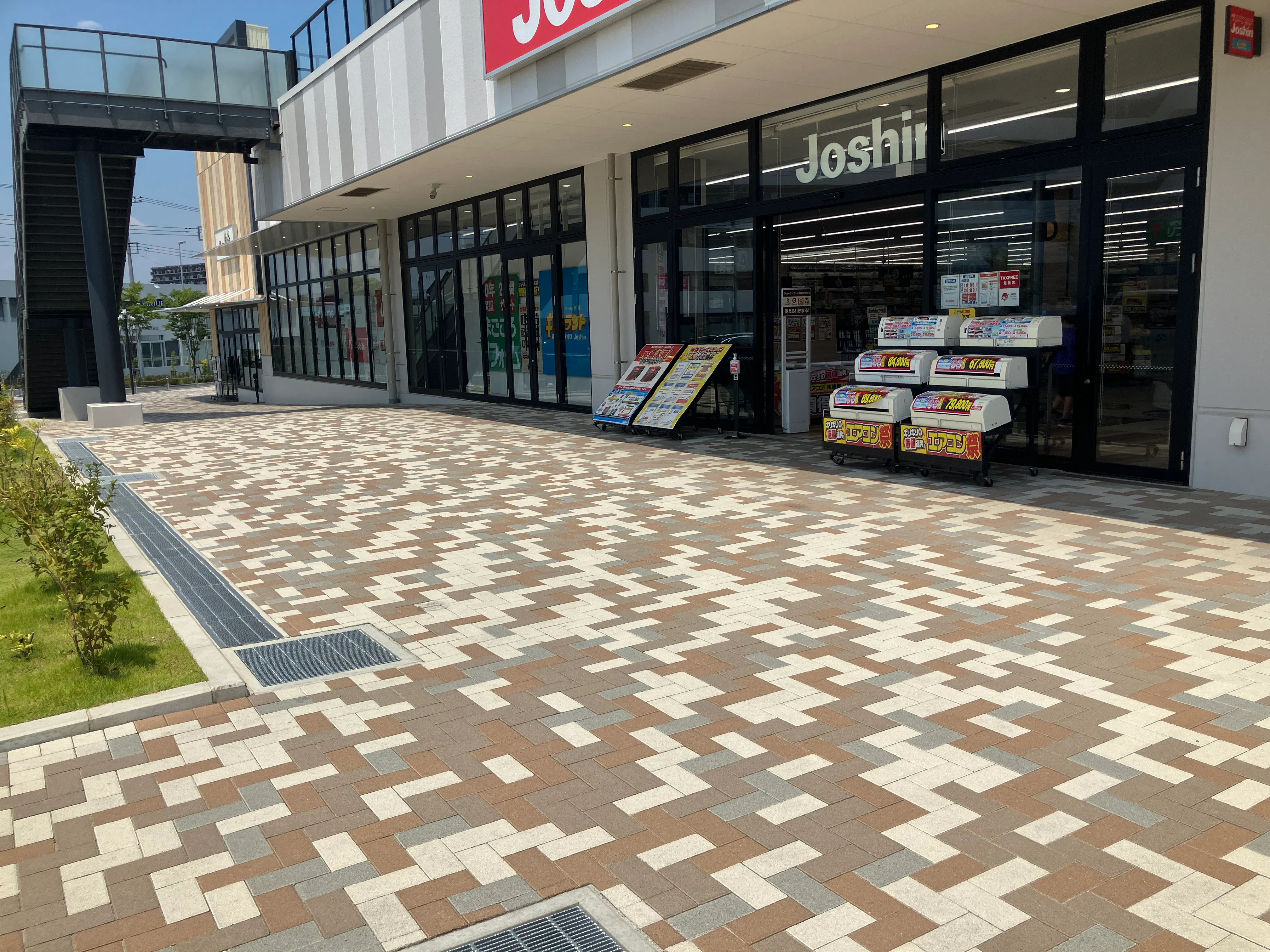 【SOCOLA所沢】1階屋外（ジョーシン前） 販促プロモーションに最適な催事イベントスペース