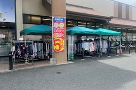 【フレスタ新見店】プロモーションイベント、物販に利用可能な店頭軒下スペース