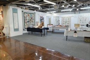 【天神駅1分】個展、グループ展等のアート展示や展示会、ポップアップストアに最適な新天町地下のレンタルギャラリースペース