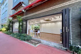 【レンタルスペースさくら目黒川沿い|中目黒駅8分】桜が目の前に広がる開放的なレンタルスペース
