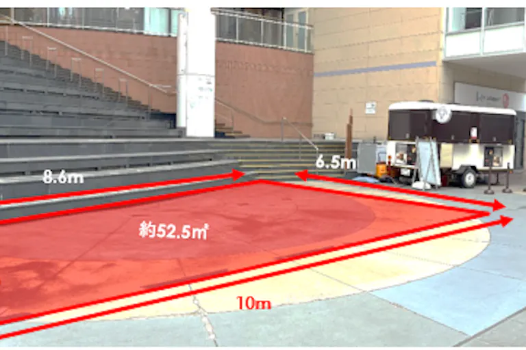 【ららぽーとTOKYO-BAY】ハーバー通り かいだん広場の画像1