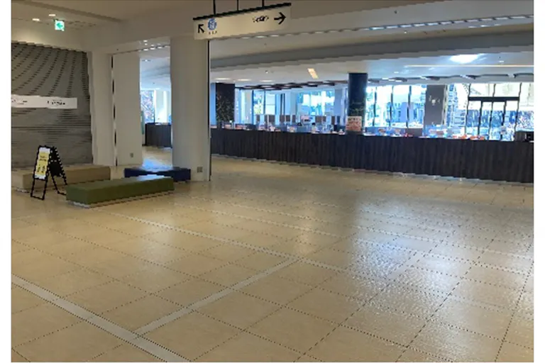 【ららぽーと横浜】2階 ノースカーブモールの画像4
