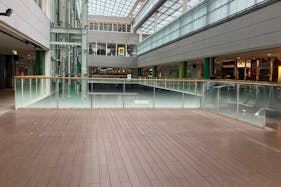 【成城コルティ】成城コルティ2階プラザ小