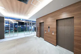 【新橋駅1分】各種パーティーや撮影・イベントに適した清潔感あふれる貸切イベントスペース