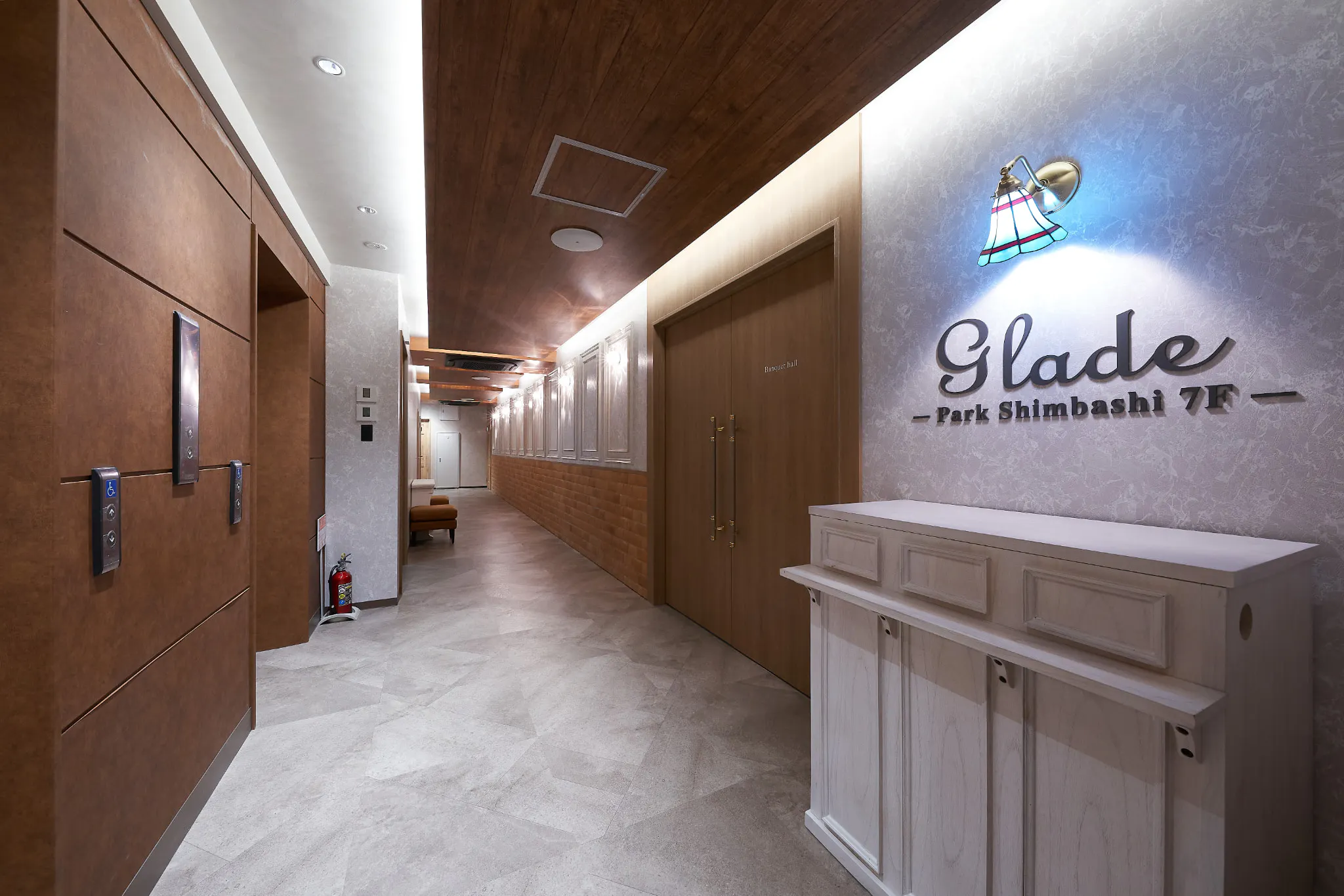 【新橋駅1分】各種パーティーや撮影・イベントに適した清潔感あふれる貸切イベントスペース