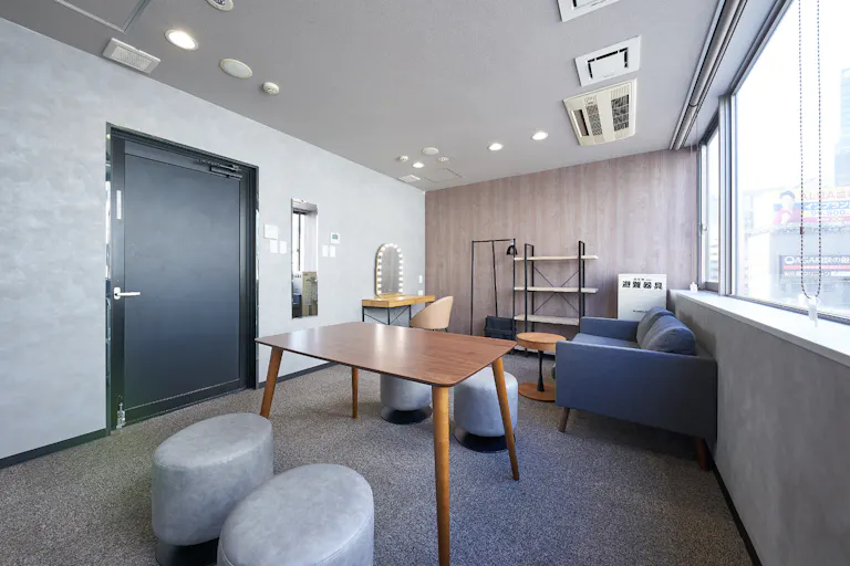 ãæ°æ©é§
1åã6鿧宀â¡ïŒ7åå容ïŒ