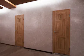 【新橋駅1分】各種パーティーや撮影・イベントに適した清潔感あふれる貸切イベントスペース