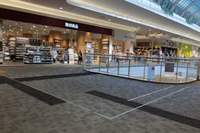 【イオンモールりんくう泉南】南Cブリッジ(無印良品前)