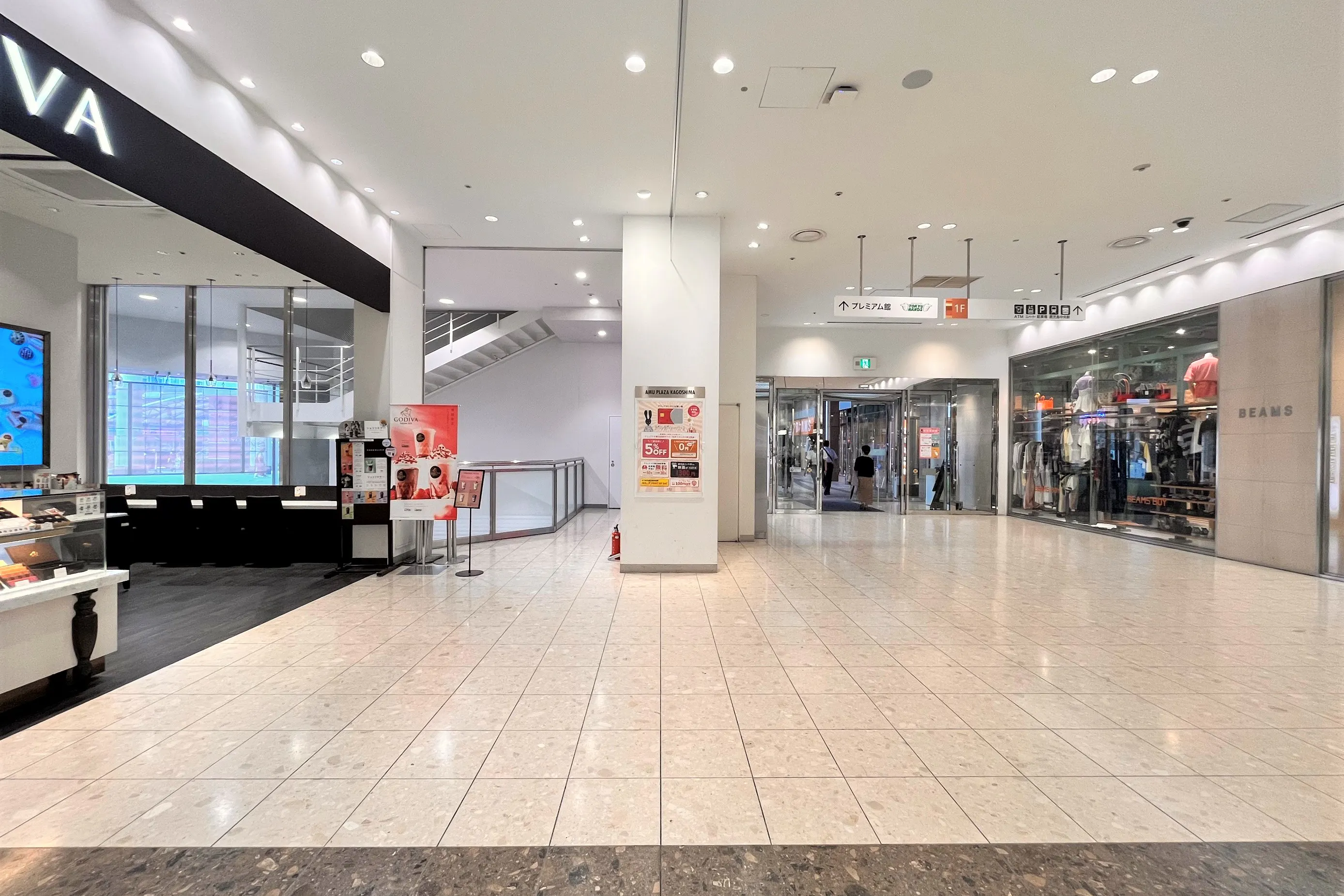 【アミュプラザ鹿児島】人の流動が多い1Fインフォメーション入口横。食物販やポップアップストアに最適なイベントスペース