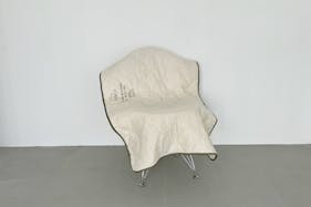 【牛込柳町駅2分】展示会やポップアップストアに最適な、天井高3.2mある自然光豊富な路面スペース