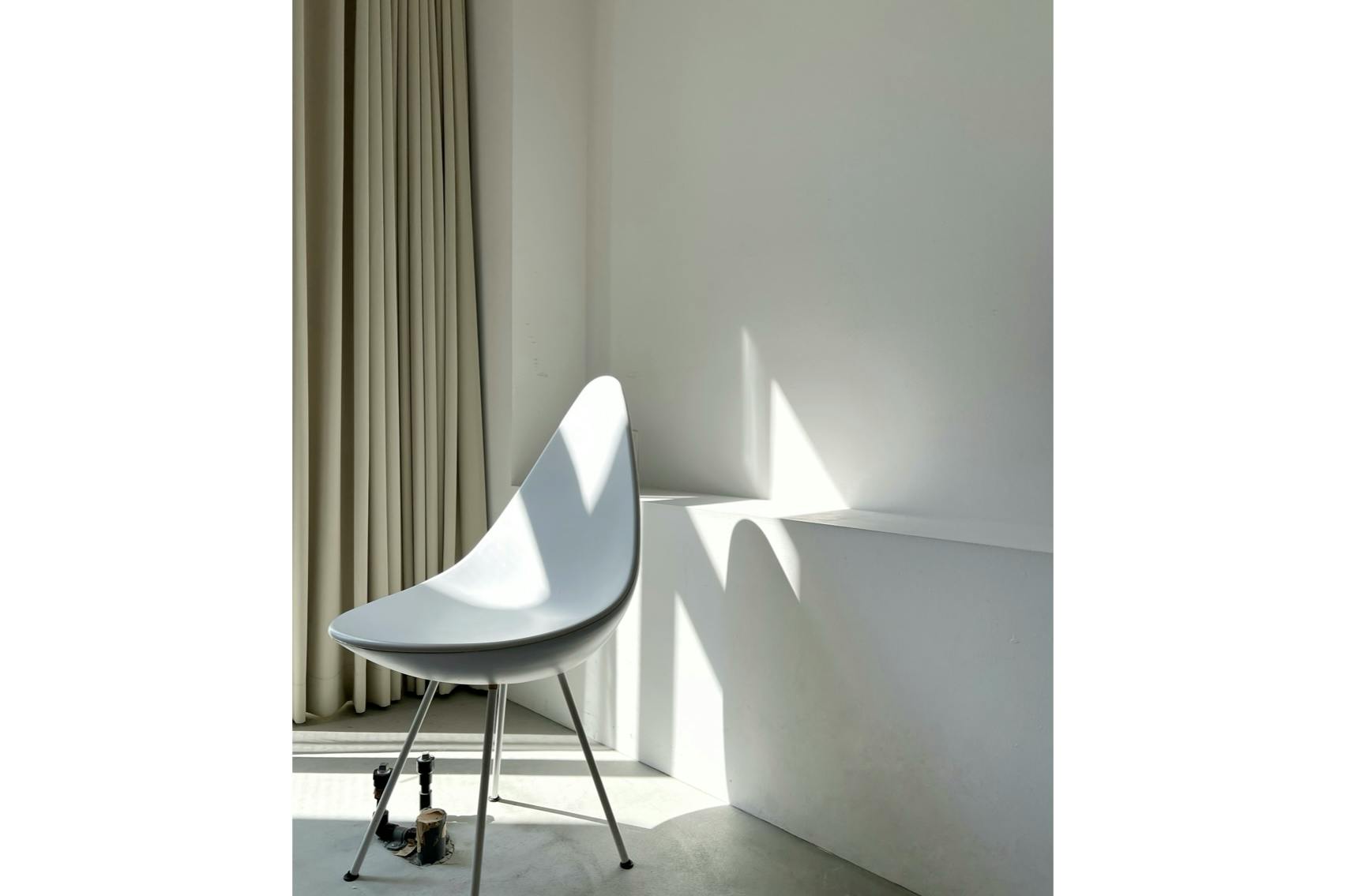 【牛込柳町駅2分】展示会やポップアップストアに最適な、天井高3.2mある自然光豊富な路面スペース