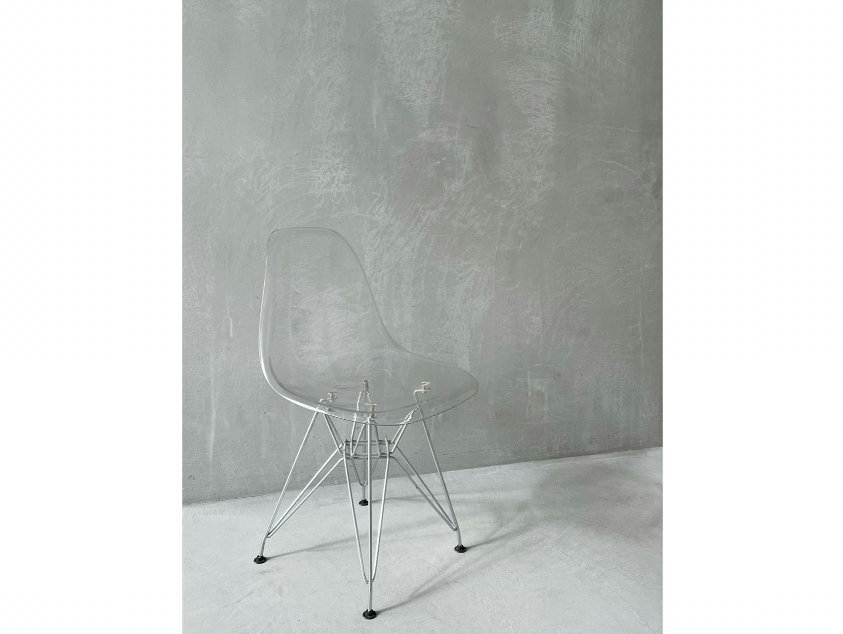 【牛込柳町駅2分】展示会やポップアップストアに最適な、天井高3.2mある自然光豊富な路面スペース