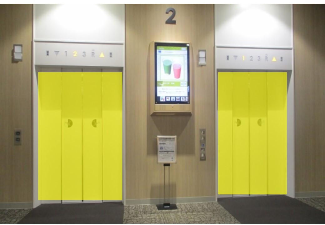 【イオンモール新小松】モール内広告 エレベーター扉