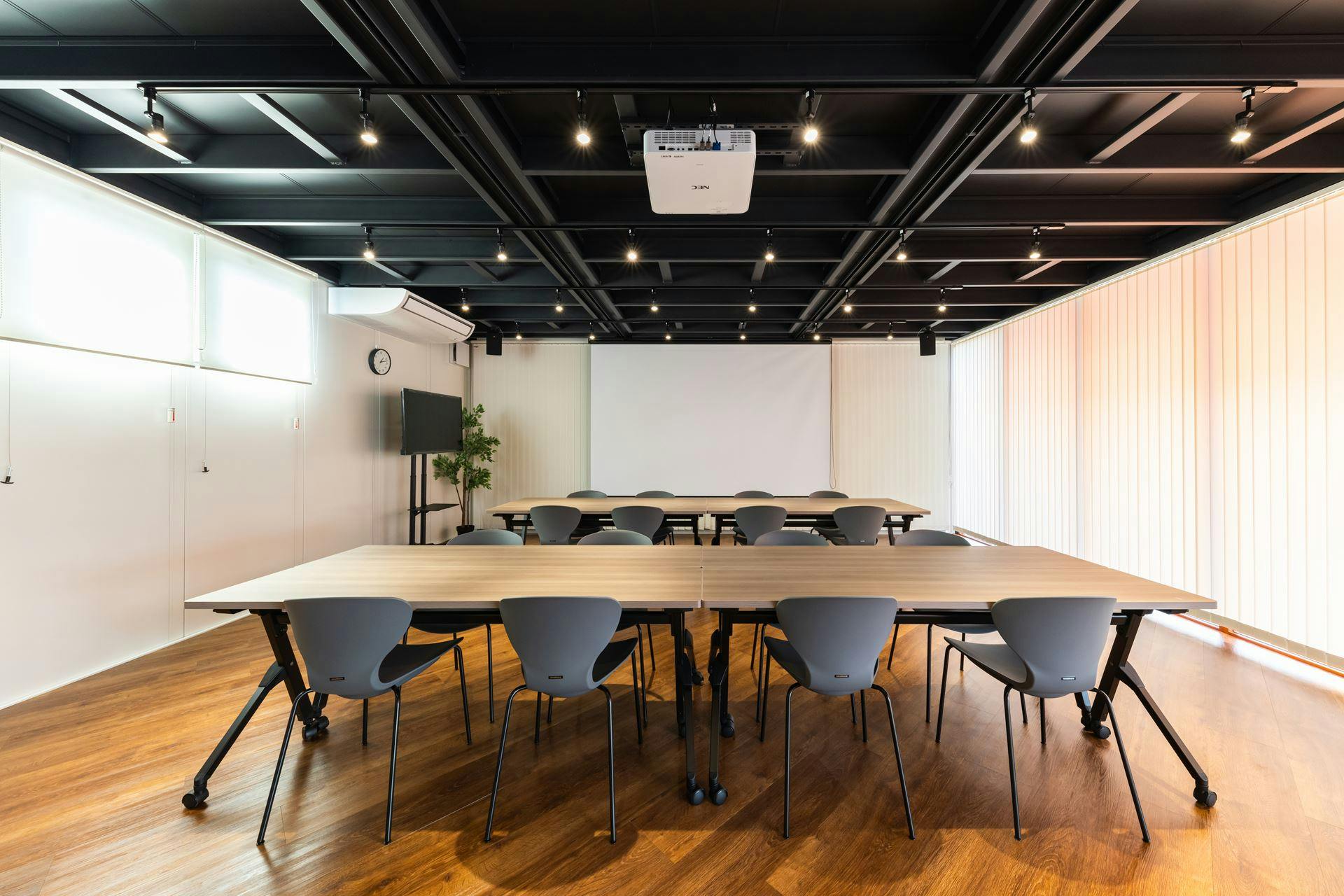 【東比恵駅15分】自主企画マルシェやワークショップに最適なお手頃価格のレンタルスペース「Community」／敷地全体の貸切イベント開催も可能！