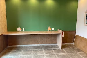 【浦賀駅2分】 ワークショップ・個展開催に適した大通りに面した2階スペース