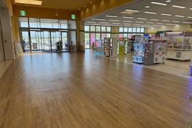 【ゆめマート 川棚】風除室 買取催事・販促プロモーションにおすすめな催事イベントスペース