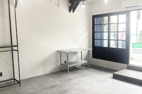 【明治神宮前駅5分/表参道駅7分】展示会やポップアップストアに最適な路面スペース、フォトスタジオとしても利用可能