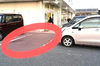 【ウジエスーパーUマート石巻店】キッチンカーや食物販に最適な駐車場スペース