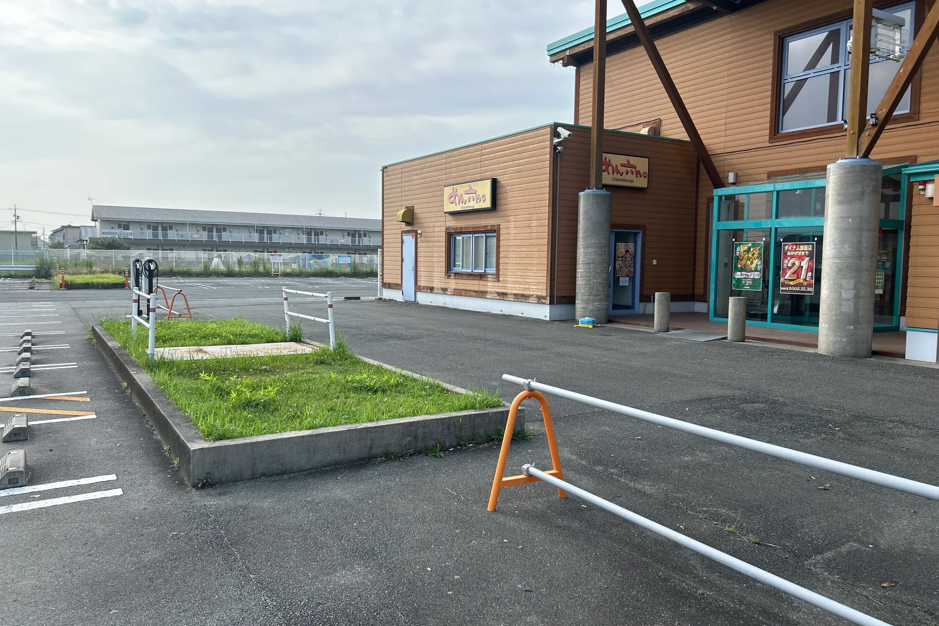 【ダイナム御薗店】キッチンカーや各種プロモーションイベントに最適なアミューズメント施設のイベントスペース