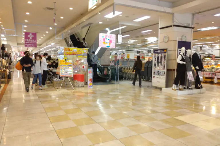 【イオン山形北店】店舗南口エスカ脇特設会場 販促プロモーションや物販に最適なスーパー店内催事イベントスペースの画像2