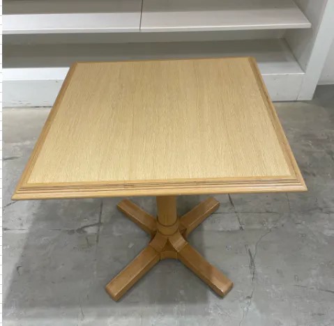 H74×W60×D60　テーブル