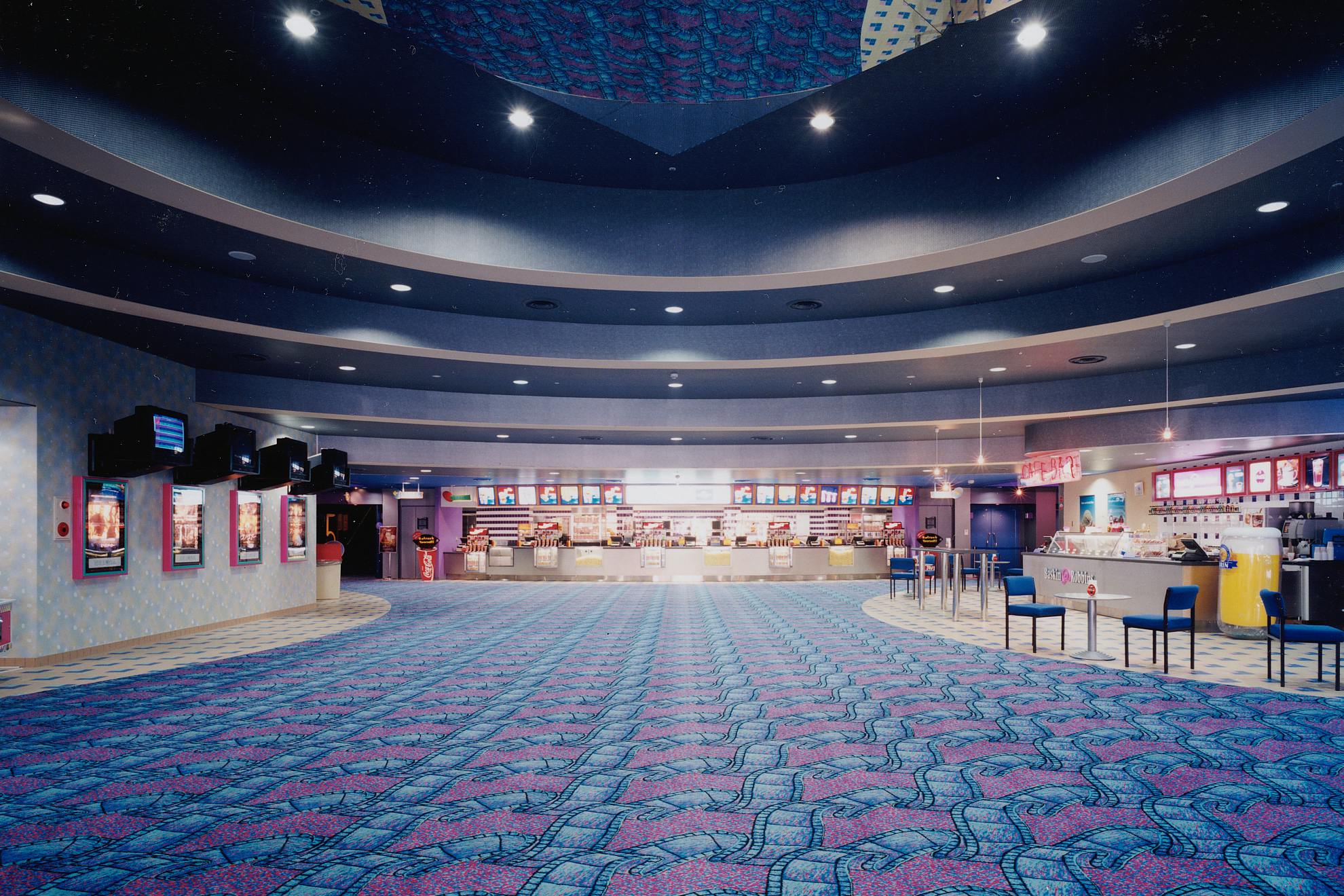 【ユナイテッド・シネマ金沢】プロモーションやポップアップの展開に最適な映画館のイベントスペース