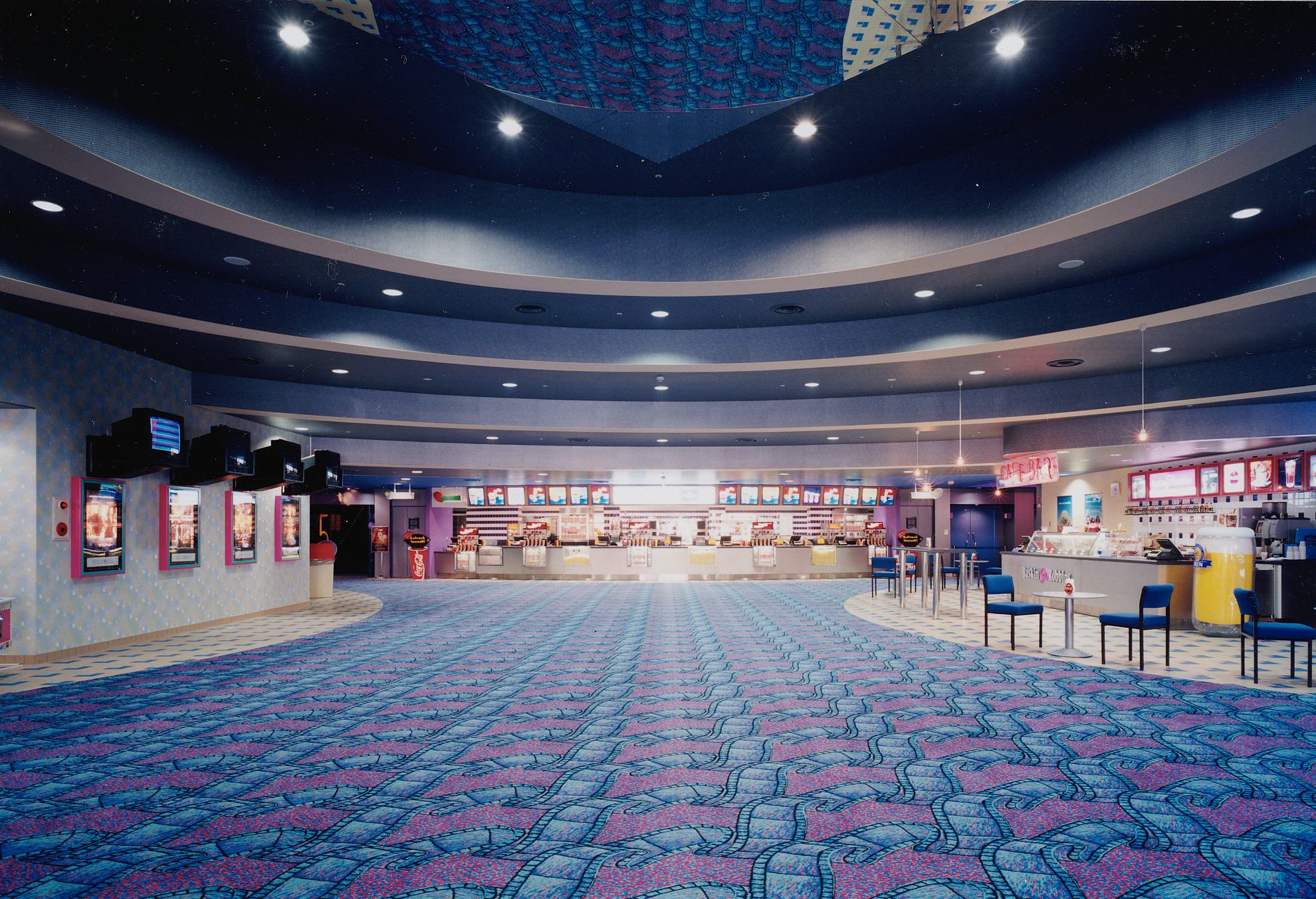 【ユナイテッド・シネマ金沢】プロモーションやポップアップの展開に最適な映画館のイベントスペース