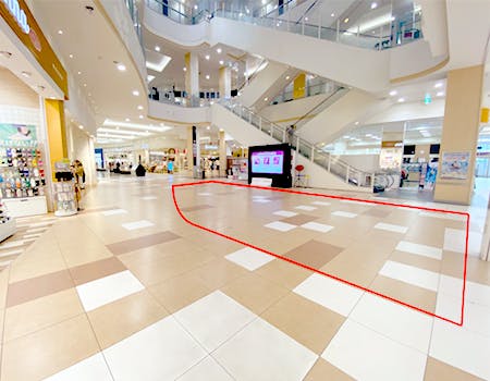 【イオンモール富士宮】各種プロモーションや物販、食物販のポップアップストアに最適な1F さくらコートのイベントスペース