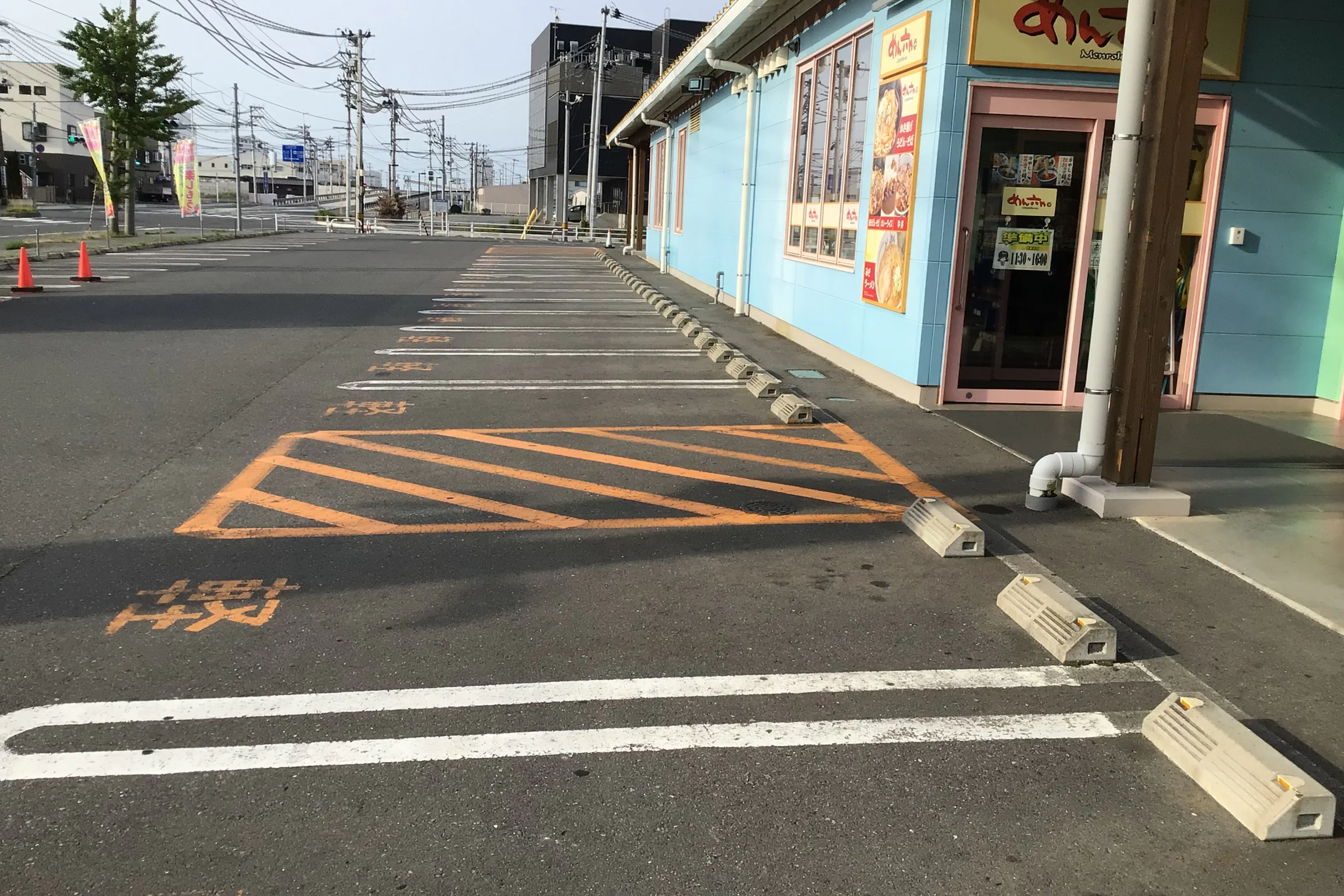 【ダイナム宮城石巻店ゆったり館】キッチンカーやプロモーションに最適なアミューズメント施設のイベントスペース