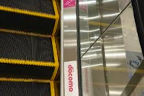 【イオンモール白山】モール内広告 エスカレーター(レーン)