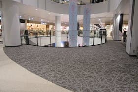 【イオンモールいわき小名浜】3階 マリンコート吹き抜け(フードフォレスト前)