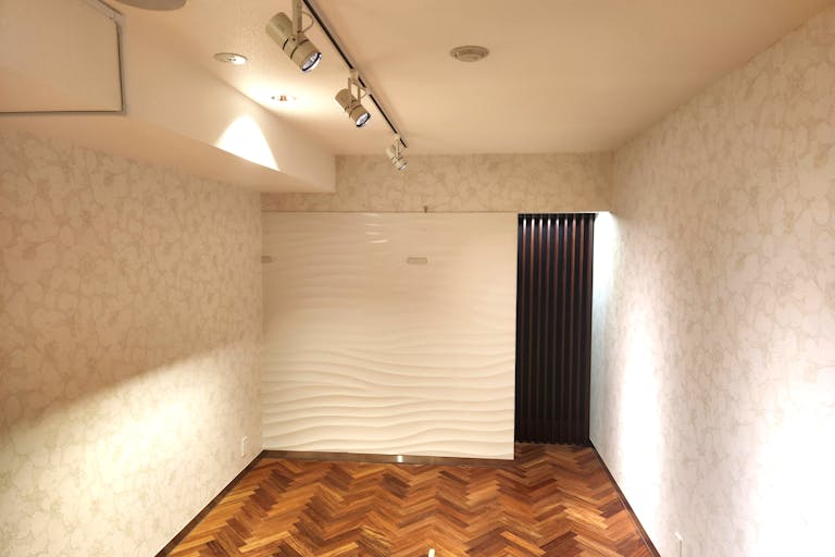 白を基調とした壁で使いやすい造りです