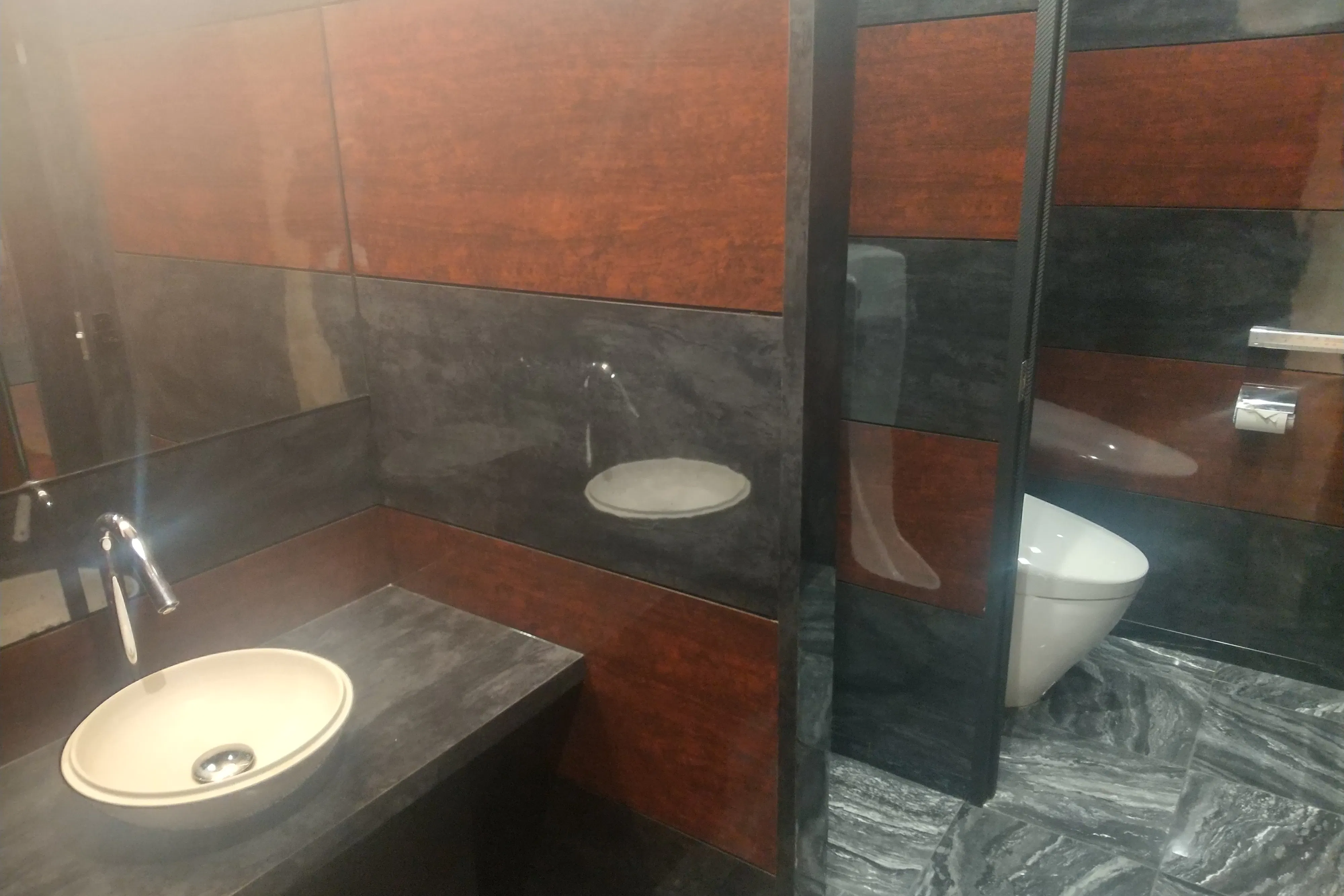 【三田駅8分】4駅アクセス可能!ワンフロア92㎡和モダン空間・撮影特化型空間でイベント、展示会、写真・動画撮影など多目的にご活用いただけます。4部屋それぞれの個性をお楽しみください!