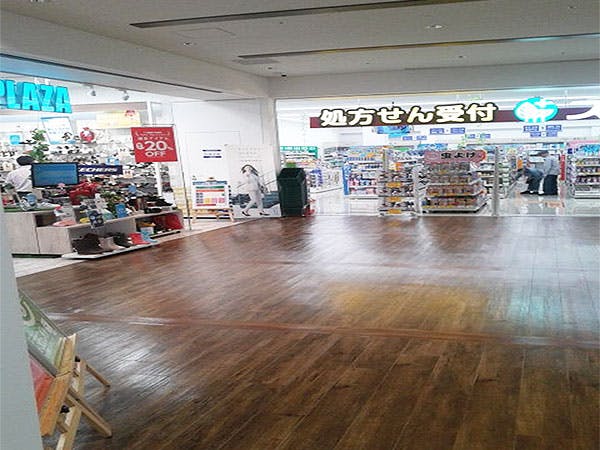 【フレスポ舞子坂】販促イベント適した屋内 2Fセリア・スギ薬局前の画像